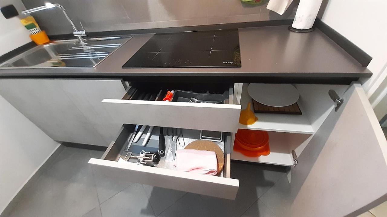 Metronear Apartment Collegno Luaran gambar